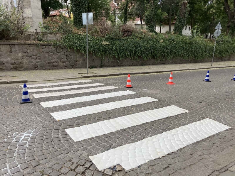 64 годишна жена е настанена в болница след като била блъсната