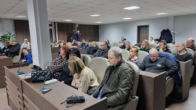 Общинските съветници във Враца избраха снощи Вера Христова за временно