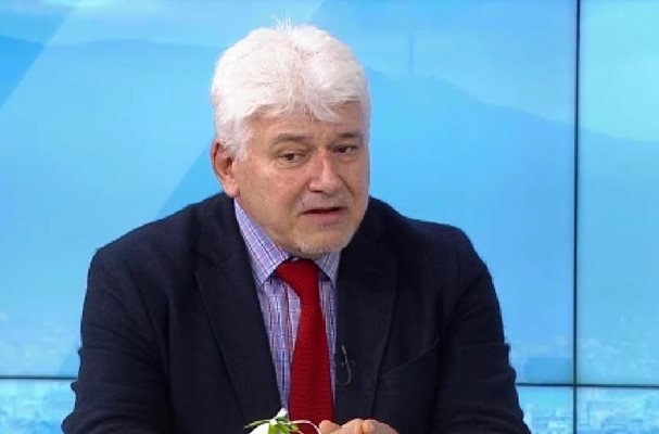 Проф. Пламен Киров: Трябва да се напише изцяло нов Изборен кодекс, тъй като сегашният е кръпки върху кръпки