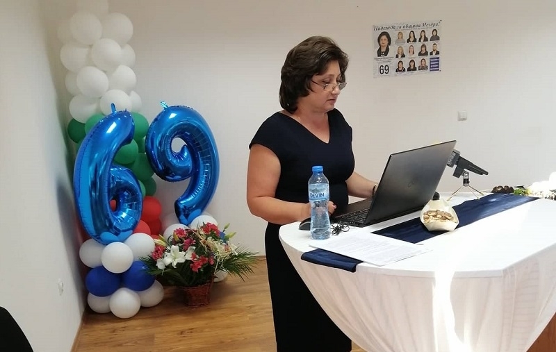 Кандидатът за кмет на община Мездра Надежда Йорданова ще дарява