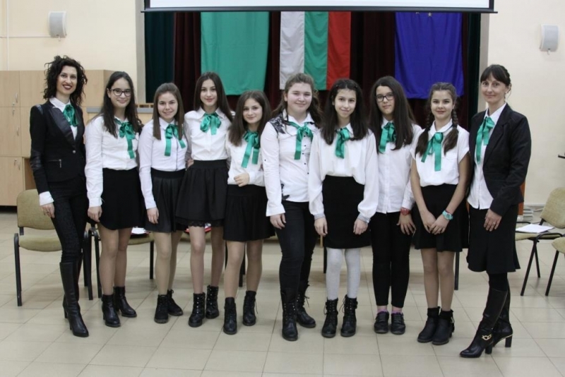 Вчера в аулата на СУ Христо Ботев се проведе открит