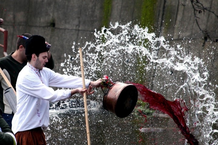 Св Йоан е наричан още Предтеча поради факта че е