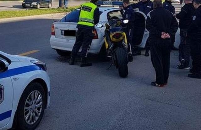 Пиян без книжка е подкарал мотопед във врачанското село Бели