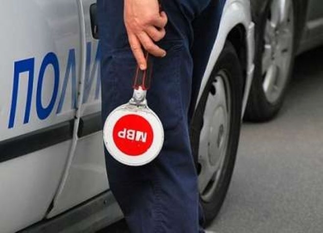 Съставиха акт на шофьор от Монтана, возил се с нередовно "Ауди" в Берковица