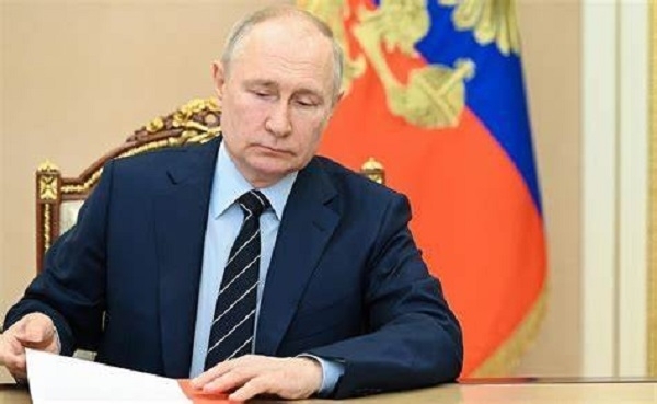 Руската православна църква допуска възможността за освещаване на ядрени оръжия