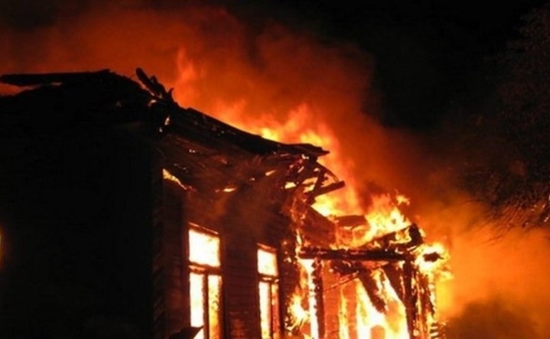 Къща е горяла посред нощ в Монтанско научи BulNews Около 2 30