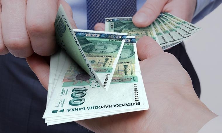 Забраняват агресивни практики при събирането на задължения по кредити