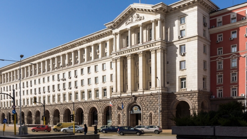 Правителството иска удължаване на извънредното положение до 13 май