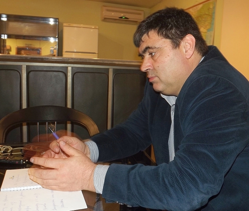 Петър Добрев: Слави Трифонов изкара от равновесие Бойко Борисов