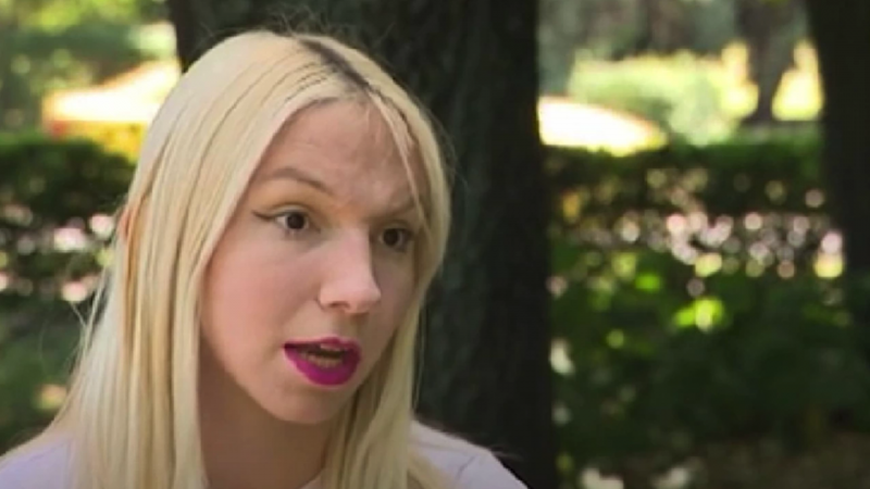 Емили Тротинетката се оплака от заплахи чрез пост в инстаграм