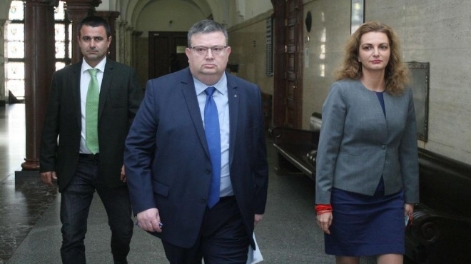 Главният прокурор Сотир Цацаров изиска от Председателя на ДАНС цялата
