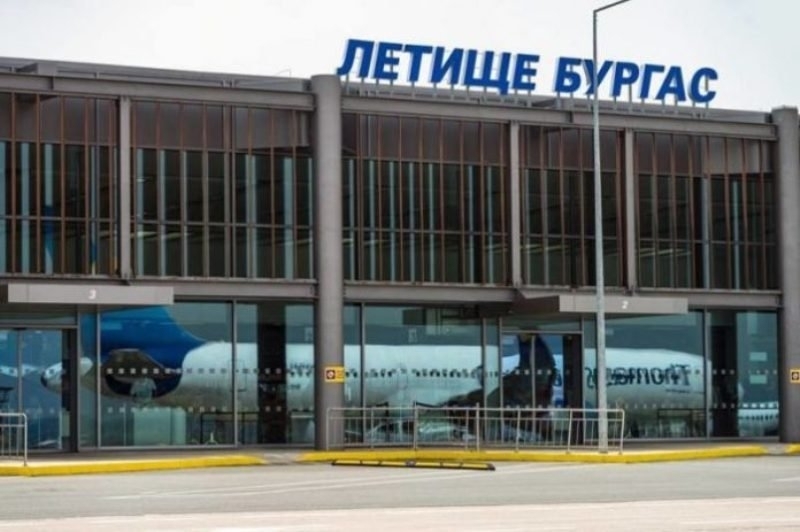 Сигнал за съмнителна жена на бургаското летище от раницата на