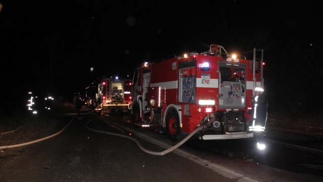 Напрегнати почивни дни са имали огнеборците в Монтанско съобщиха от