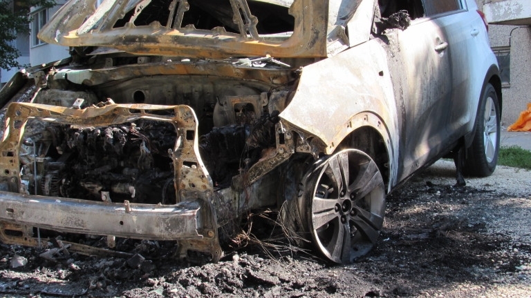 Кола е горяла вчера в Монтанско съобщиха от полицията Инцидентът е