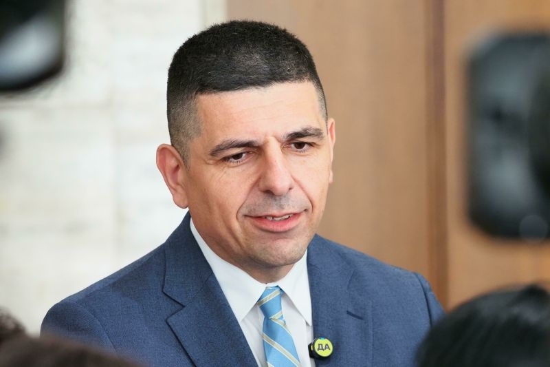 Ивайло Мирчев: МФ опря пистолет в лицето на бизнеса