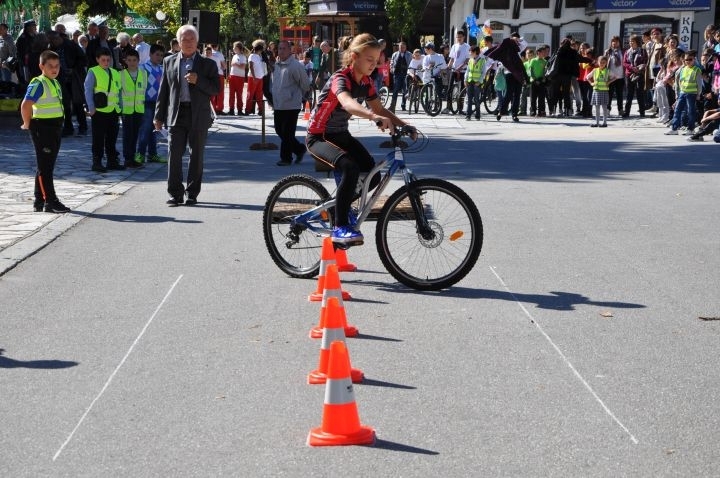 Берковски деца се включват в Европейско първенство по приложно колоездене,