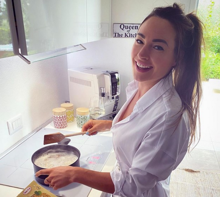 Звездата в женския биатлон Доротея Вирер се оказа страхотна кулинарка