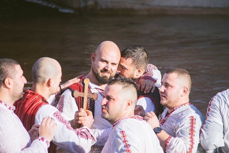 За шеста поредна година навръх големия християнски и народен празник