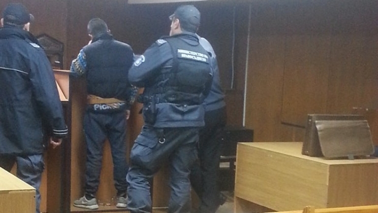 Районен съд в Мездра произнесе осъдителна присъда спрямо двама непълнолетни