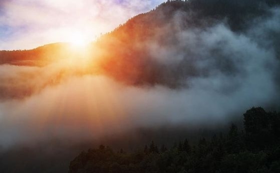 В понеделник ще бъде предимно слънчево но в сутрешните часове на