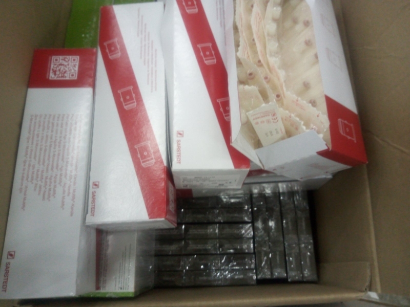 Митническите служители откриха 93 800 къса контрабандни цигари укрити в