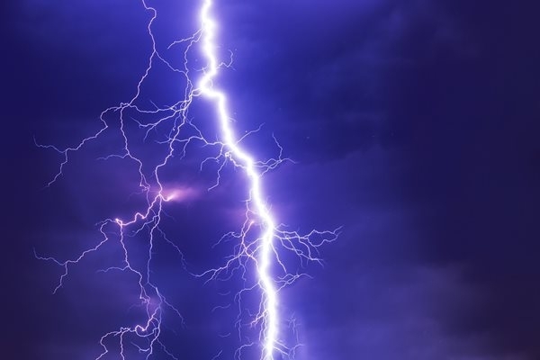 Вижте какво е състоянието на оцелялото след трагедията в Стара планина дете