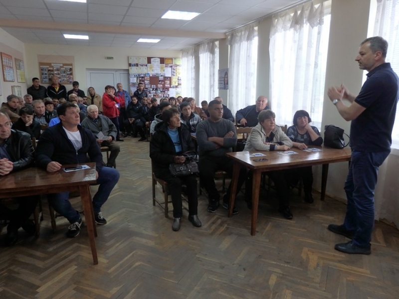 Заставам пред Вас като част от най силната листа на кандидатите