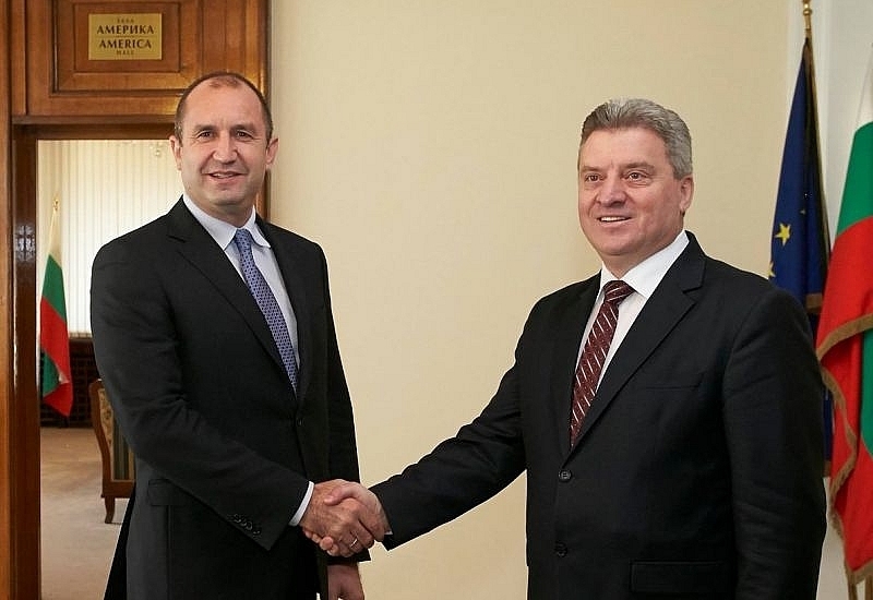 Когато призоваваш другия да води диалог не трябва ти самият