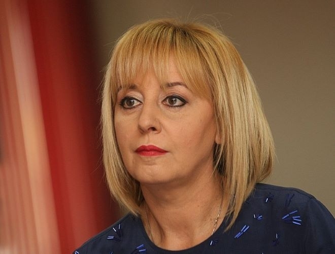 Мая Манолова: Коалиция с ГЕРБ може да се окаже "целувката на смъртта"