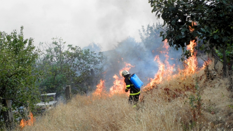 Три пожара са потушили огнеборците във Видинско през вчерашния ден