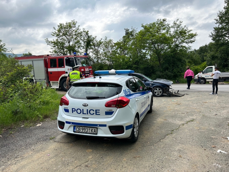 Тежка катастрофа затвори международен път Е 79 между Монтана и Враца