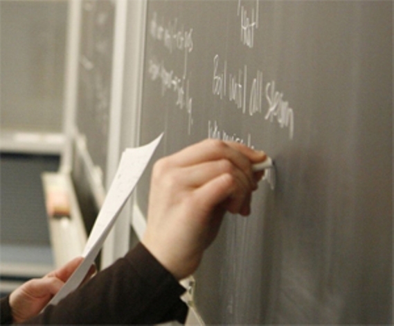 31 годишен учител по математика бе осъден на 18 месеца