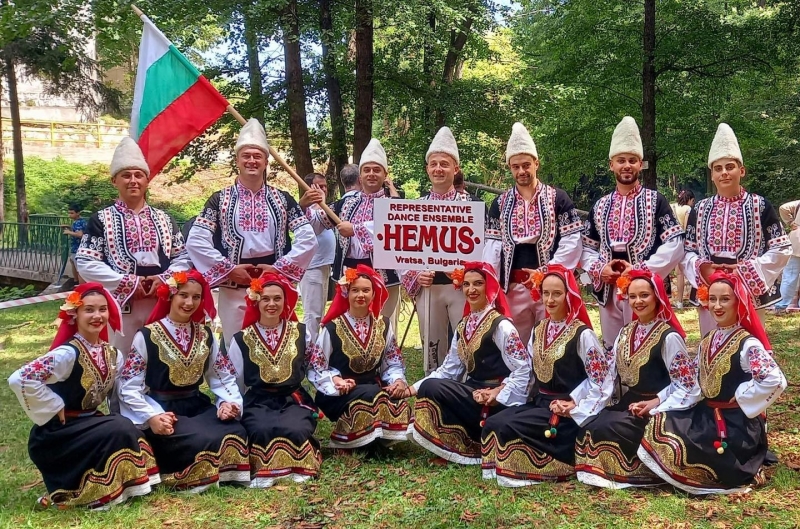 Танцьорите от ПТС Хемус впечатлиха всички участници и посетители на