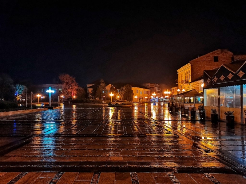 Неправомерно присъединяване към осветителната мрежа на община Лом е установено