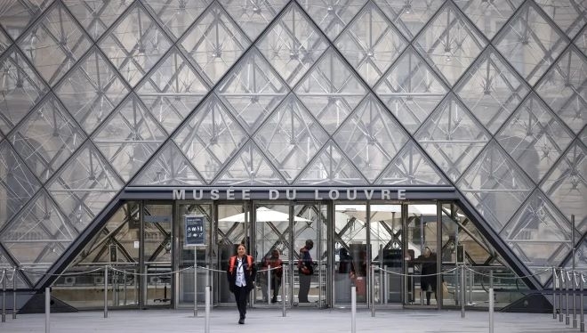 38-годишна жена е обвинена за обира в Лувъра