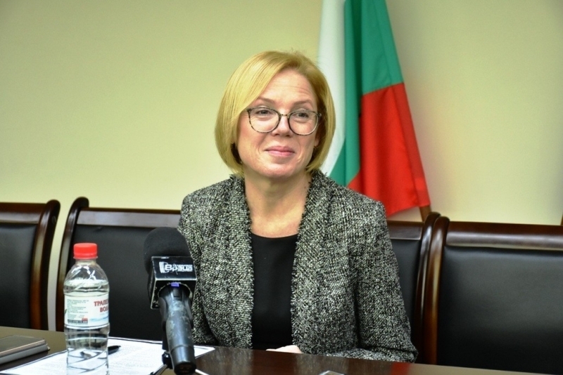 Миглена Раденкова остава начело на Административния съд във Враца за