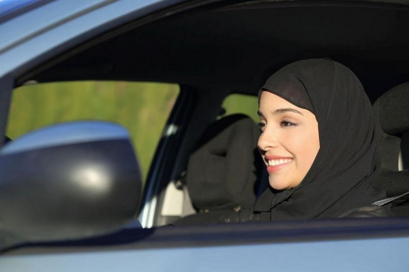 Жените в Саудитска Арабия на практика цял живот са в