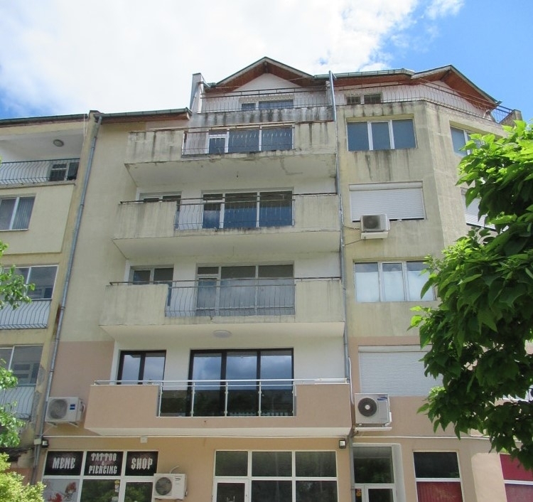 Частен съдия изпълнител продава на търг двустаен апартамент във Видин
