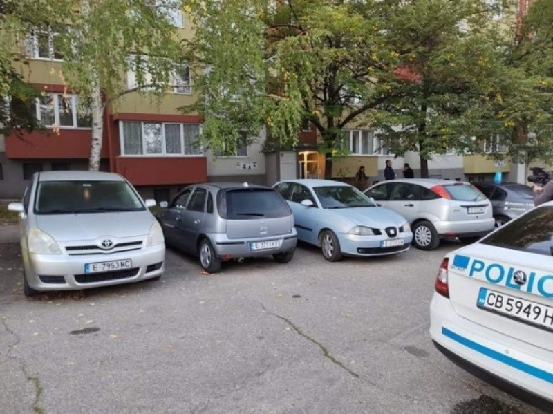Двойно убийство разследват криминалисти в Благоевград Тази нощ е подаден