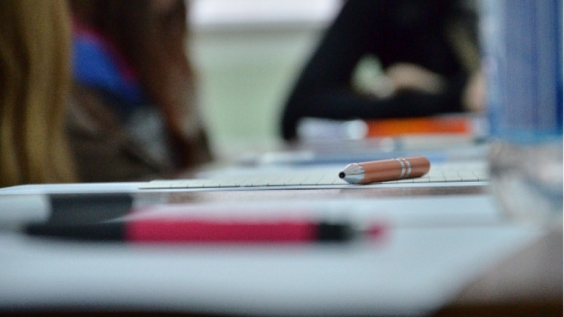 512 зрелостници се очаква да се явят на първата матура