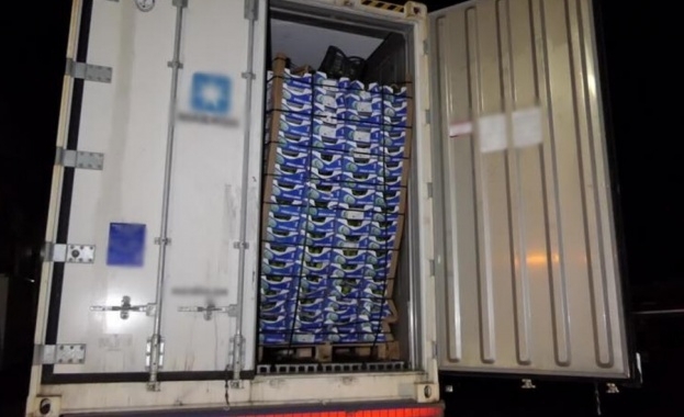 18 души са задържани а 1 тон кокаин е иззет