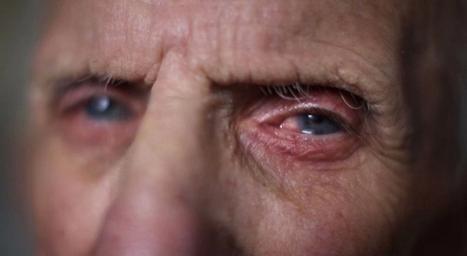 Тийнейджър на 14 години е откраднал пари от къщата на