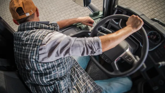 Шофьор опита да даде подкуп на полицай във Видинско съобщиха