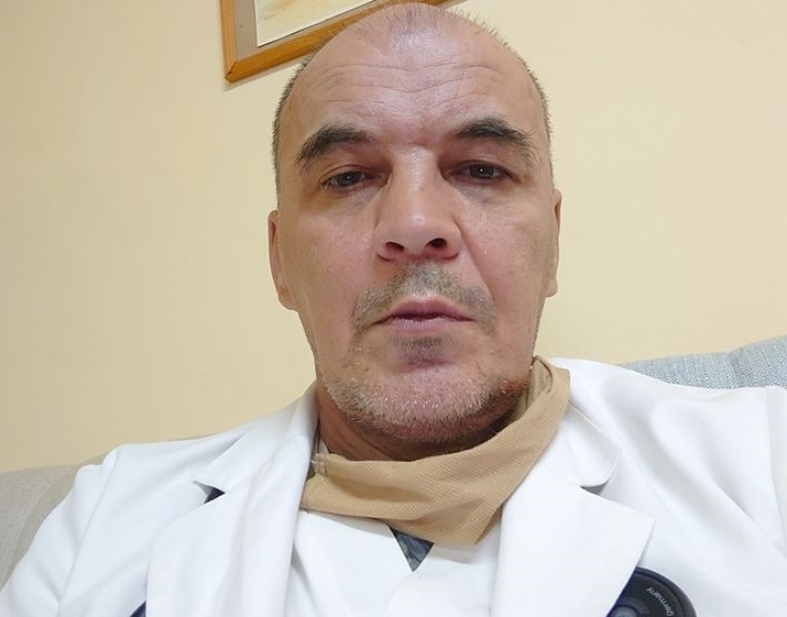 Лекарят който беше задържан по рано днес заради детско порно е