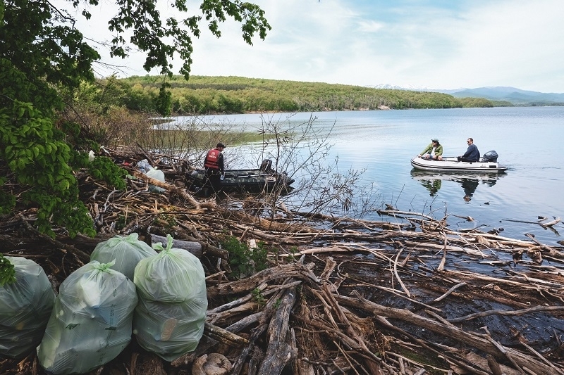 Доброволци организират в социалните мрежи почистване на местността Червеното връвище