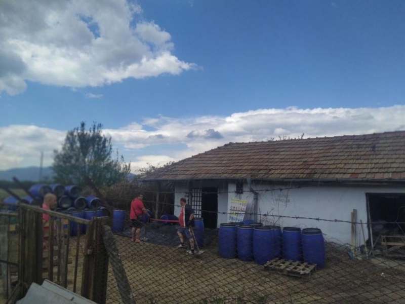 Унищожават над 24 тона пестициди от склад във Варненско