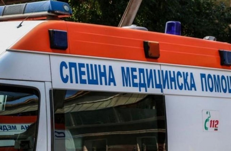 Нелеп инцидент! Младеж от Врачанско почина, след като го ударил ток, докато брал липа
