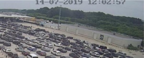 Хиляди турски гастарбайтери с леки коли от рано сутринта се