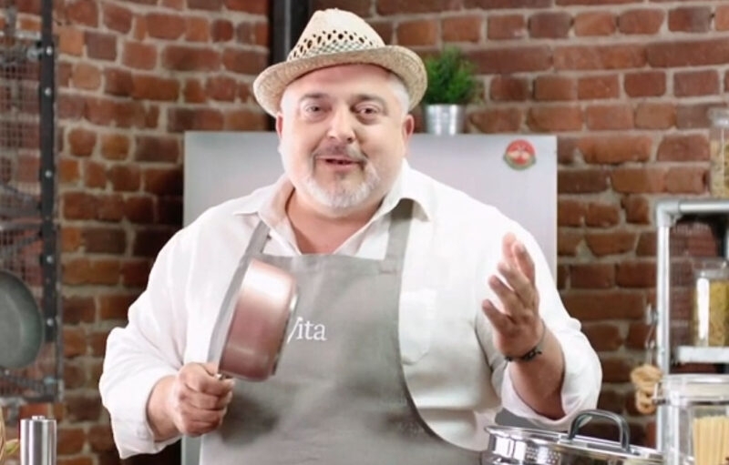 Ути Бъчваров се е тръшнал от коронавирус Най известният готвач в