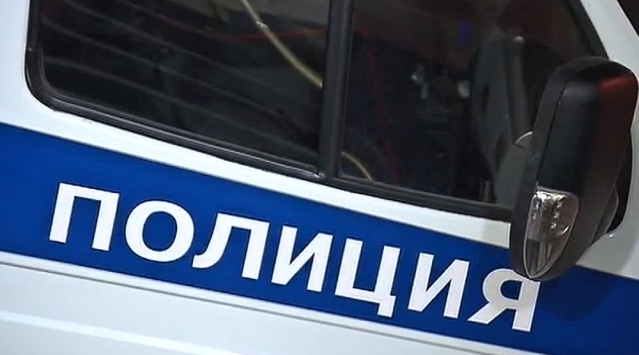 Жена е опитала да регистрира джип с подправени документи съобщиха